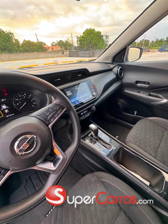 2021 Nissan Kicks SV — foto 10 / 12