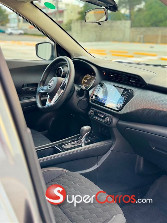 2021 Nissan Kicks SV — foto 11 / 12