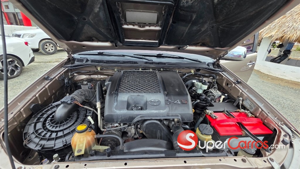 2014 Toyota Hilux SRV — foto 12 / 12