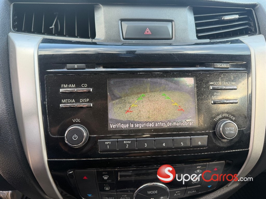 2017 Nissan Frontier LE — foto 9 / 10