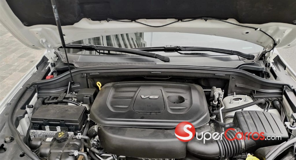 2019 Jeep Grand Cherokee Laredo — foto 8 / 8