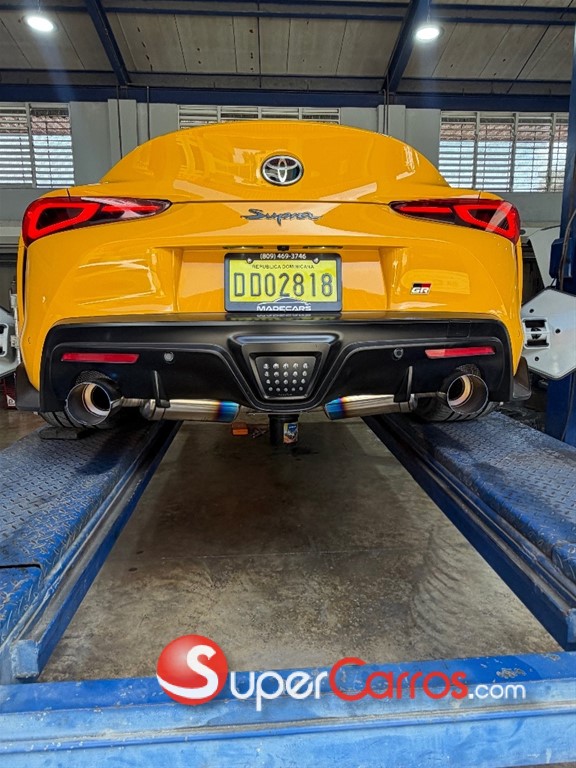 2022 Toyota Supra — foto 8 / 9