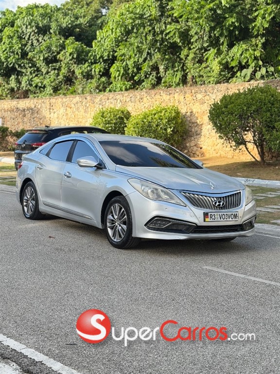 2015 Hyundai Grandeur — foto 2 / 6