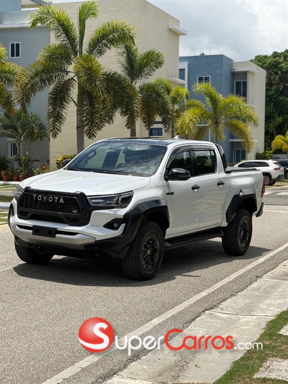 2025 Toyota Hilux GR Sport