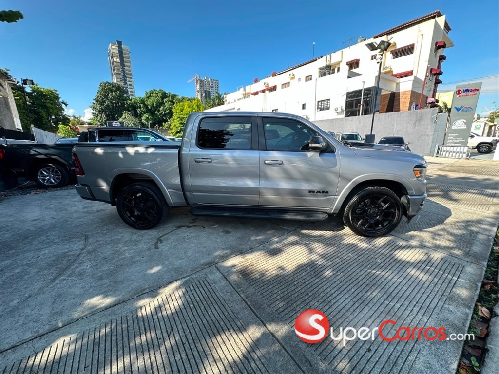 2021 Dodge Ram 1500 Laramie — foto 4 / 12