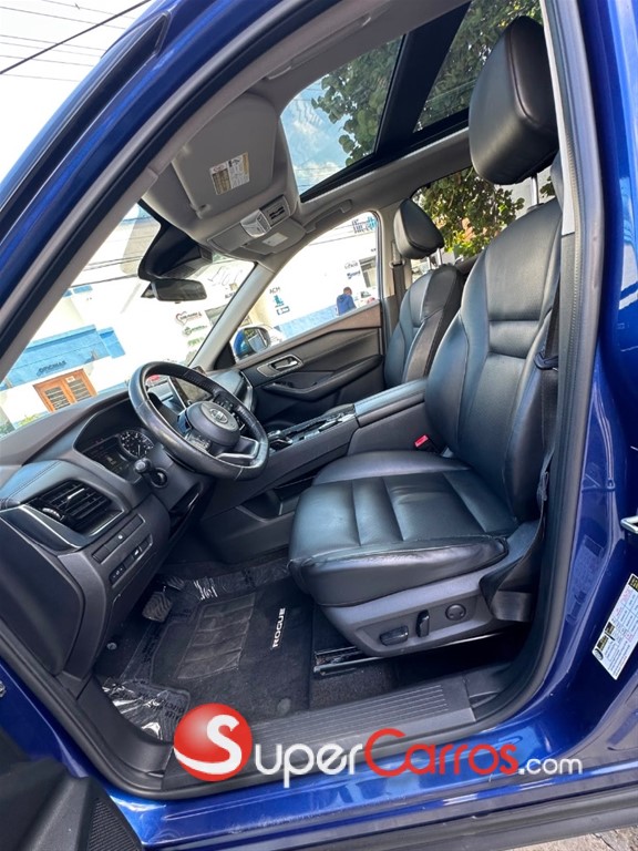 2021 Nissan Rogue SV FULL — foto 9 / 12