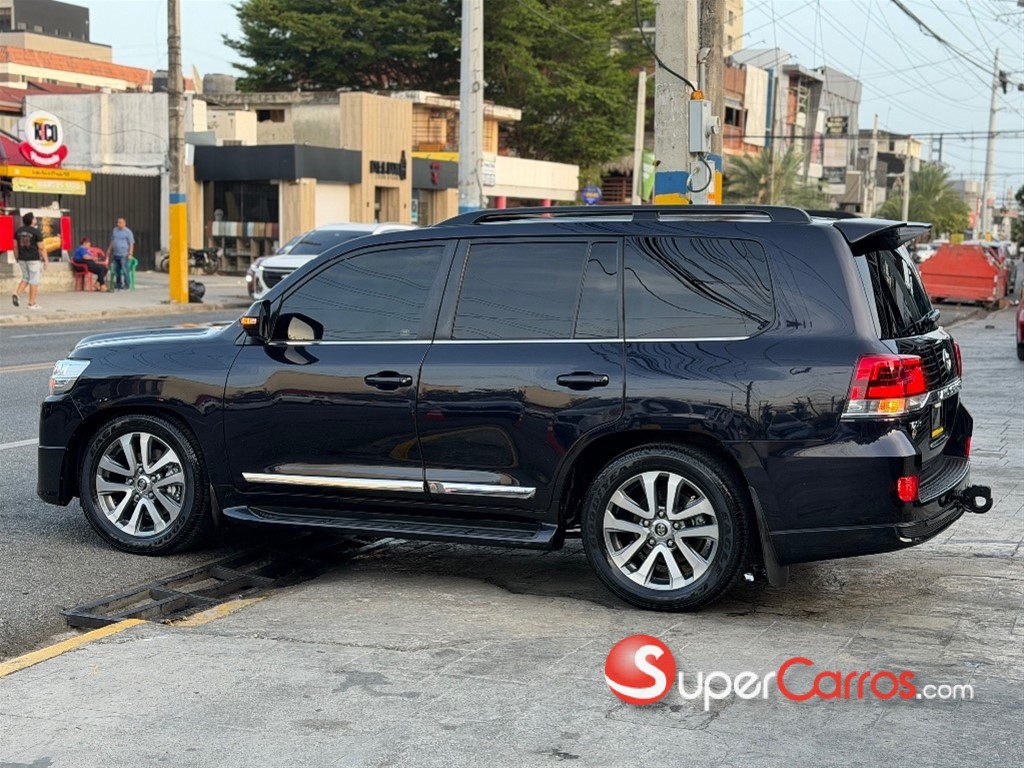 2020 Toyota Land Cruiser VXR — foto 5 / 12
