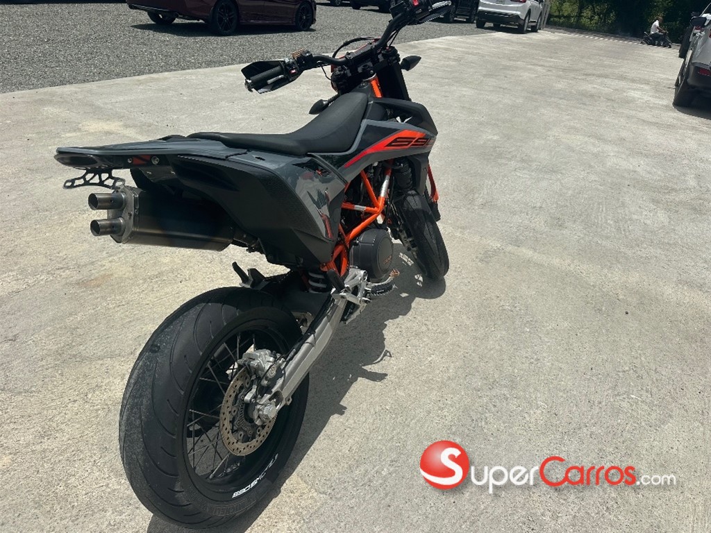 2021 KTM 690 — foto 3 / 11