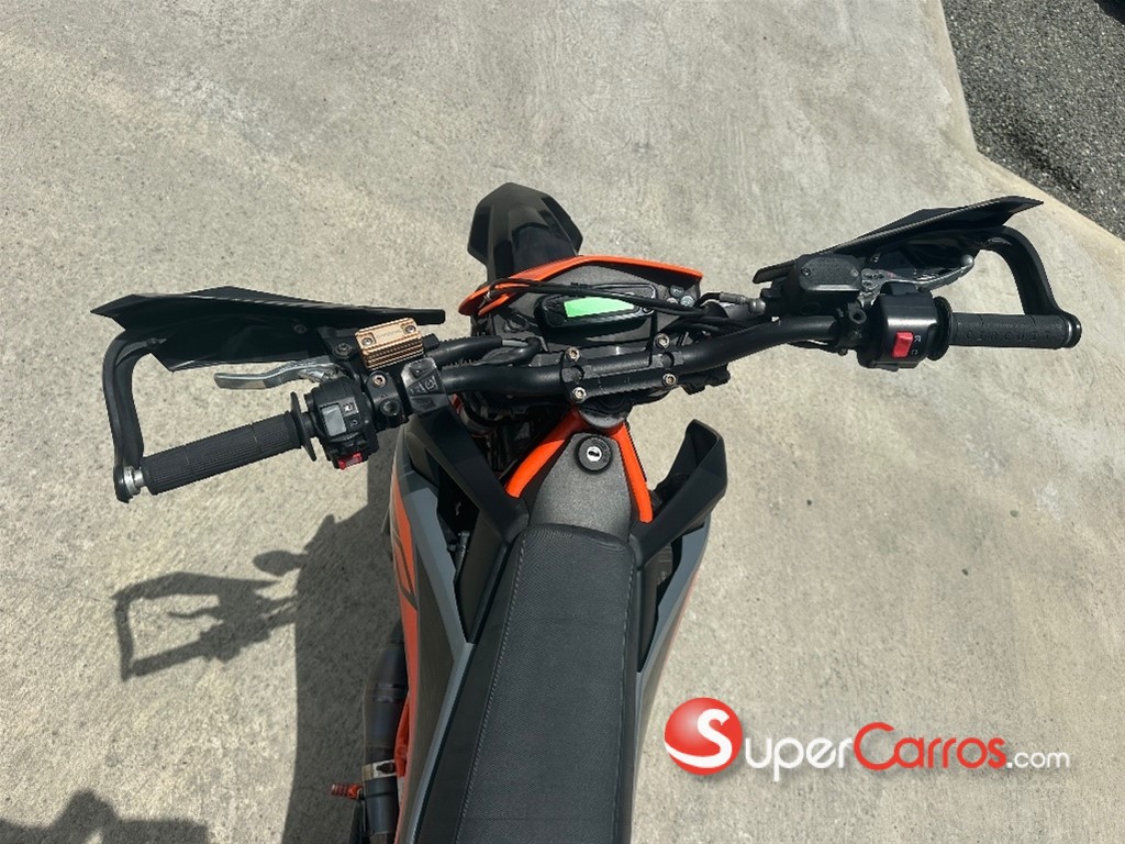 2021 KTM 690 — foto 10 / 11