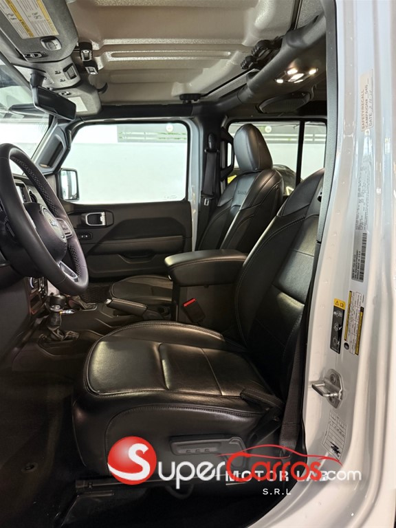 2023 Jeep Wrangler Sahara 4xe — foto 5 / 10