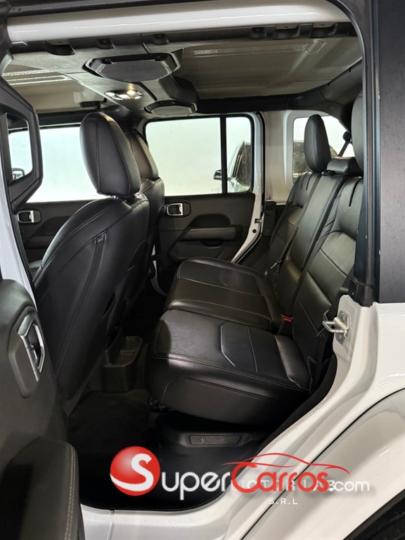 2023 Jeep Wrangler Sahara 4xe — foto 6 / 10