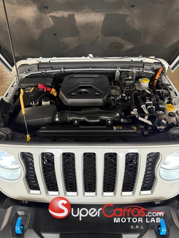 2023 Jeep Wrangler Sahara 4xe — foto 9 / 10