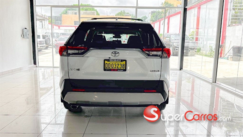 2024 Toyota RAV4 Limited — foto 7 / 12