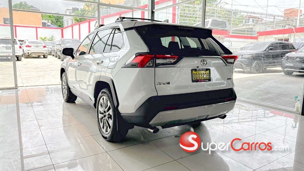 2024 Toyota RAV4 Limited — foto 8 / 12