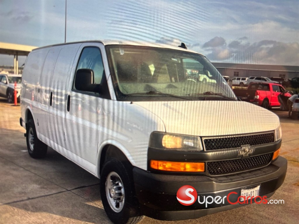 2021 Chevrolet Express G2500 — foto 2 / 12