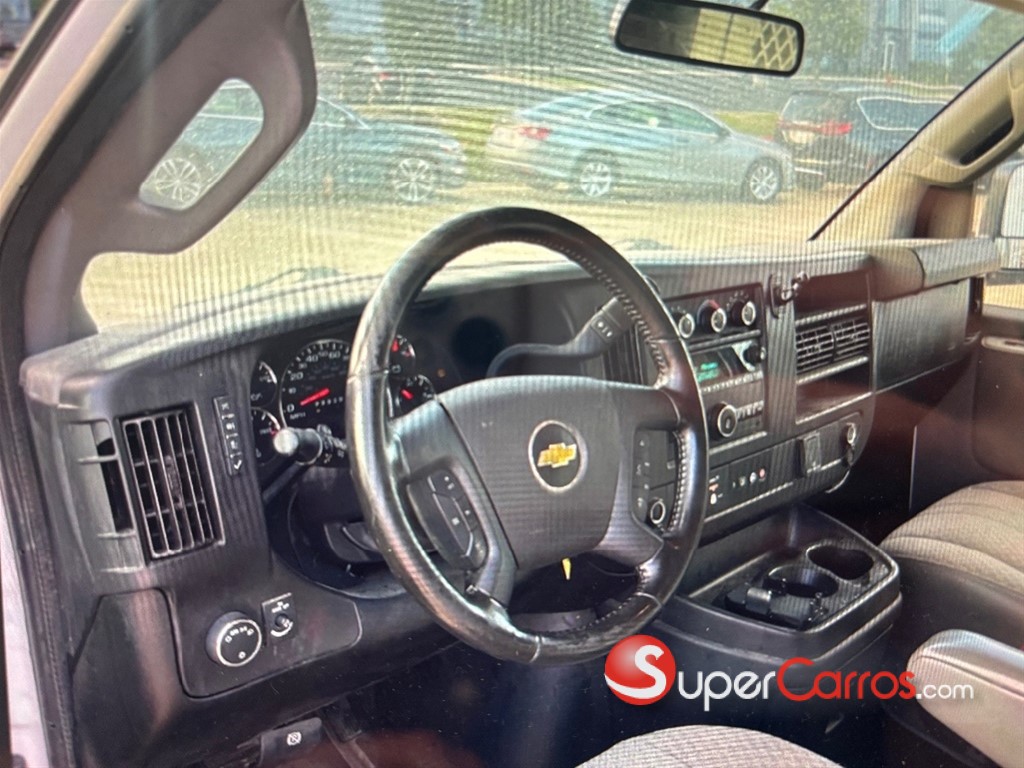 2021 Chevrolet Express G2500 — foto 8 / 12