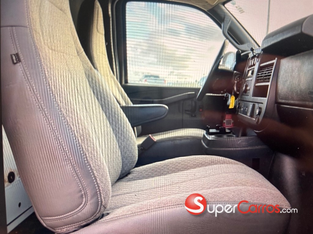 2021 Chevrolet Express G2500 — foto 11 / 12
