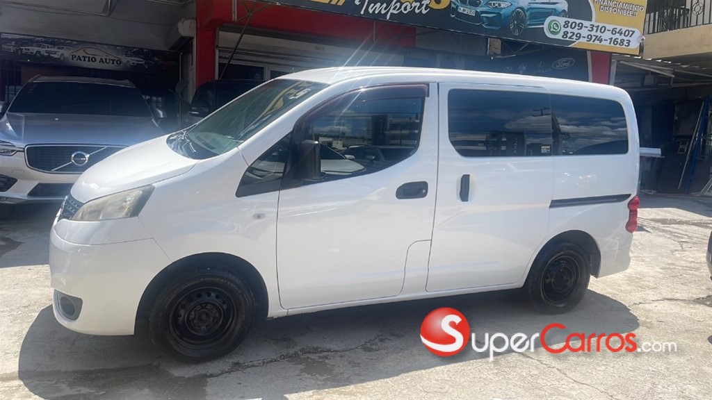 2016 Nissan NV 200 — foto 2 / 10