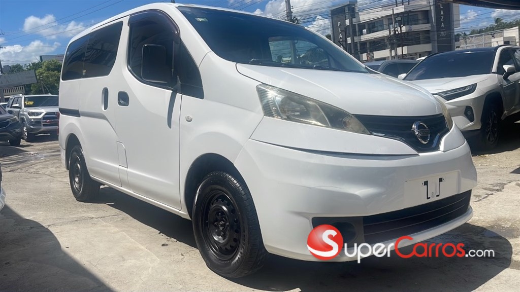 2016 Nissan NV 200 — foto 9 / 10