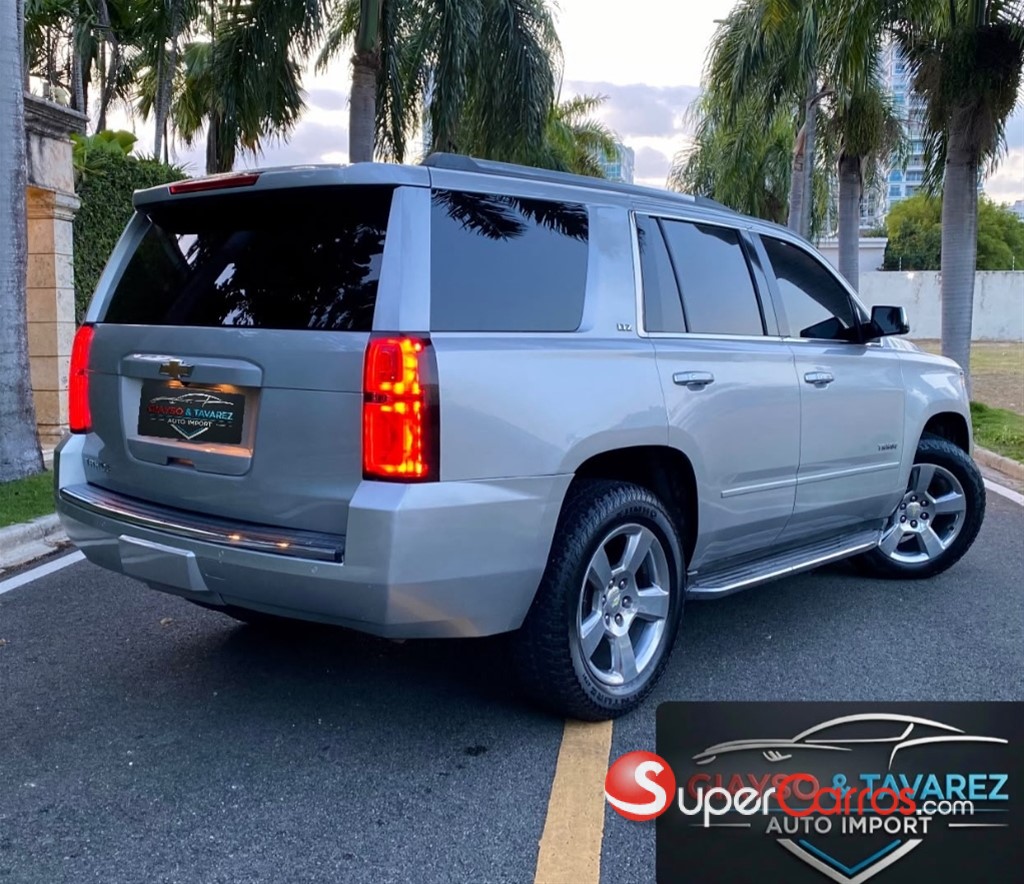 2015 Chevrolet Tahoe LTZ — foto 6 / 12
