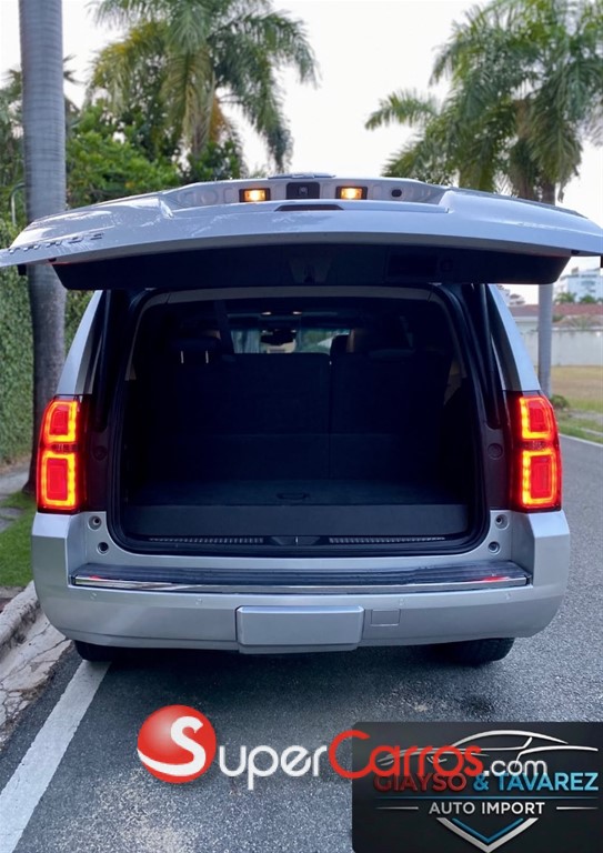 2015 Chevrolet Tahoe LTZ — foto 9 / 12