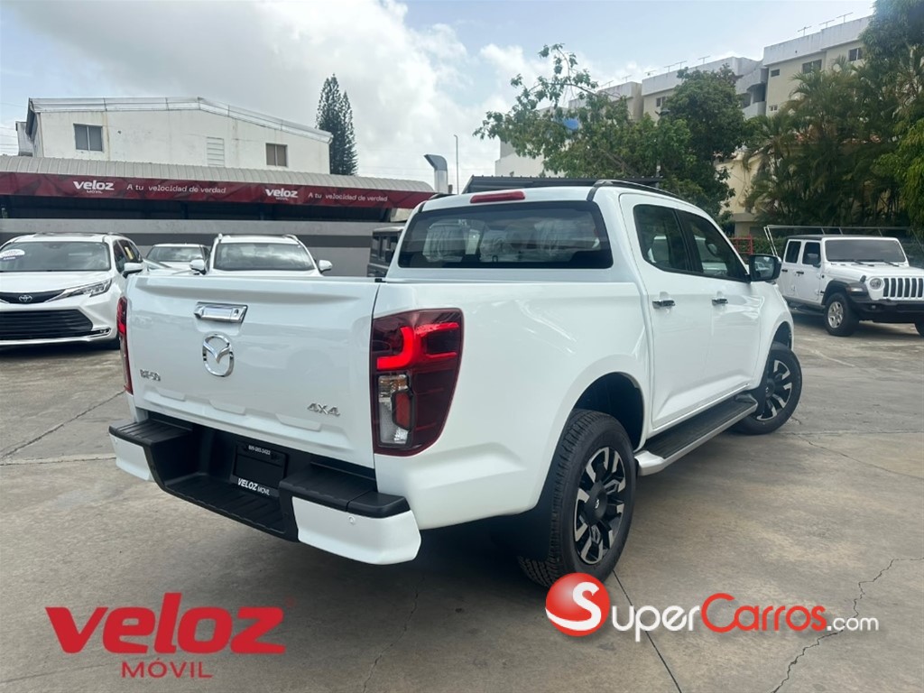 2027 Mazda BT-50 — foto 3 / 8