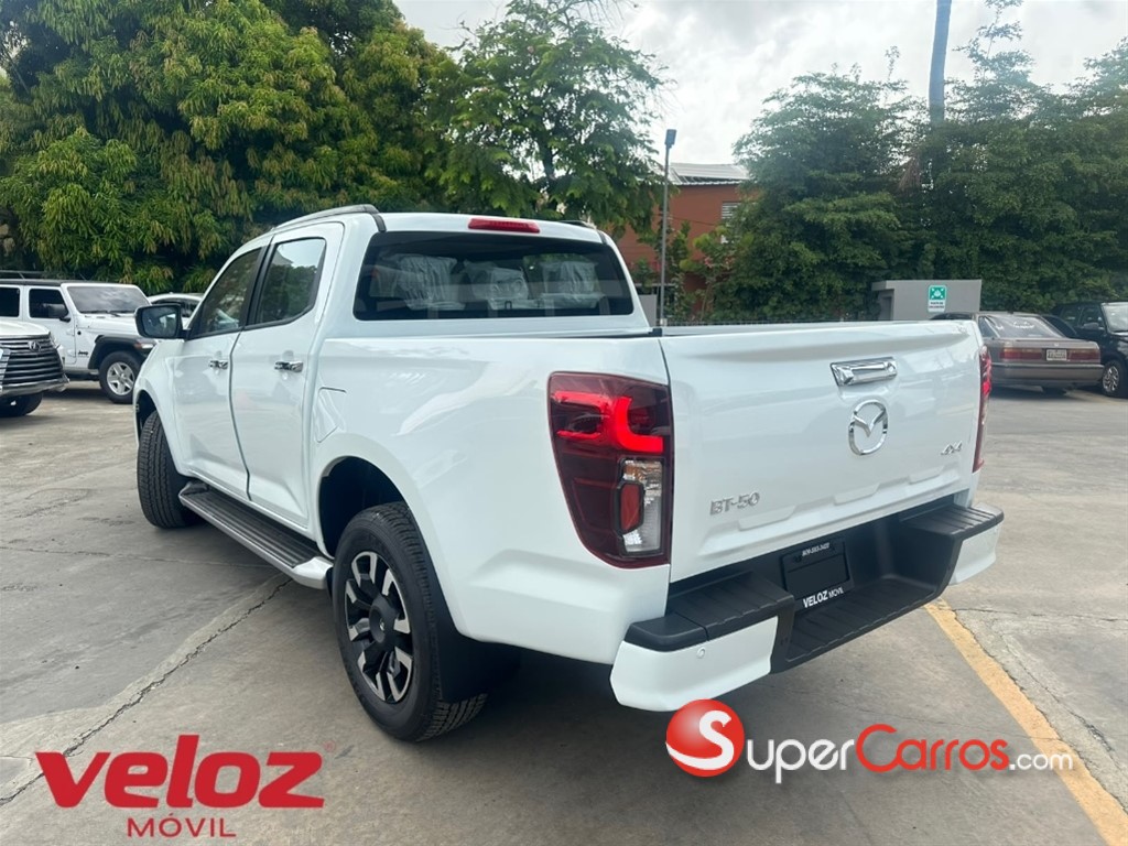2027 Mazda BT-50 — foto 4 / 8