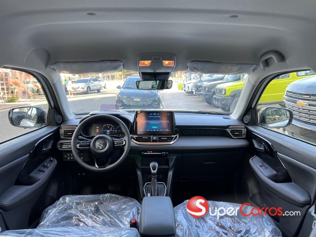 2027 Suzuki Vitara A-Cross GLX 2WD — foto 8 / 12