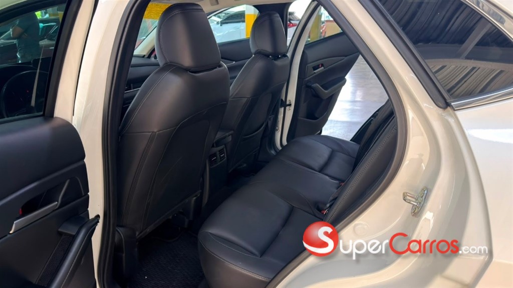 2023 Mazda CX-30 — foto 7 / 10