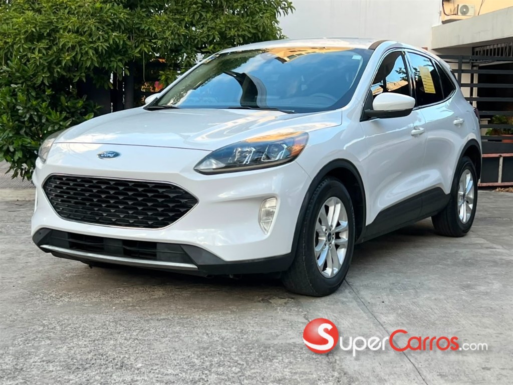 2020 Ford Escape SE — foto 2 / 10