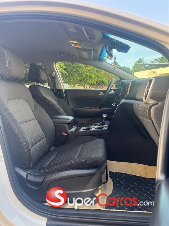 2020 Kia Sportage EX — foto 4 / 12