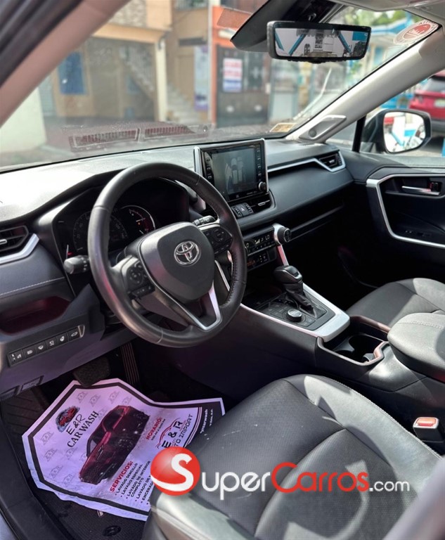 2021 Toyota RAV4 Limited — foto 8 / 11