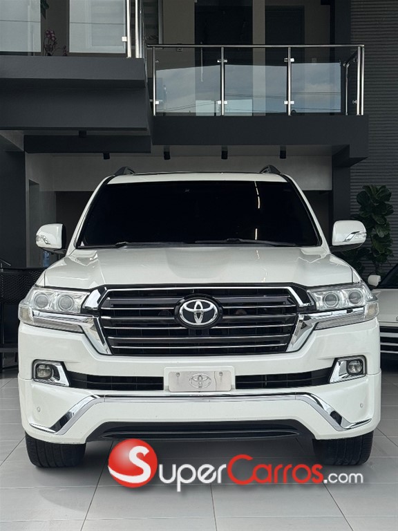 2009 Toyota Land Cruiser VXR — foto 2 / 10