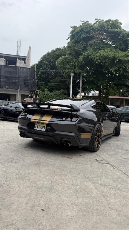 2024 Ford Mustang GT PREMIUM — foto 4 / 8