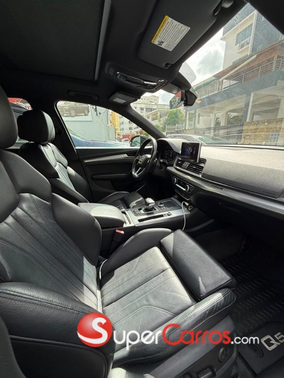 2020 Audi Q5 S-Line Sportback — foto 7 / 11