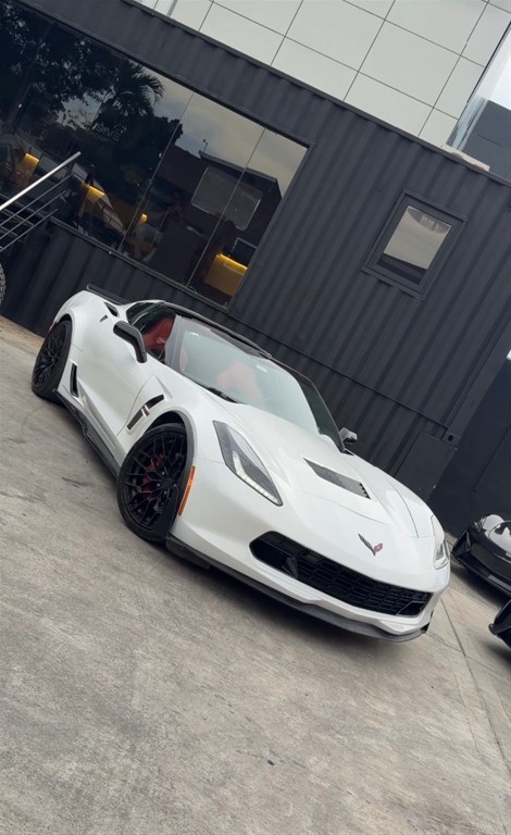 2017 Chevrolet Corvette — foto 1 / 7