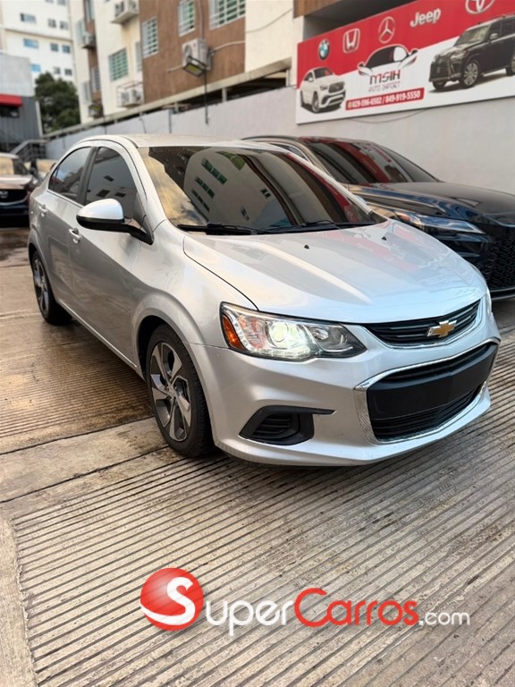 2020 Chevrolet Sonic Premier — foto 1 / 10