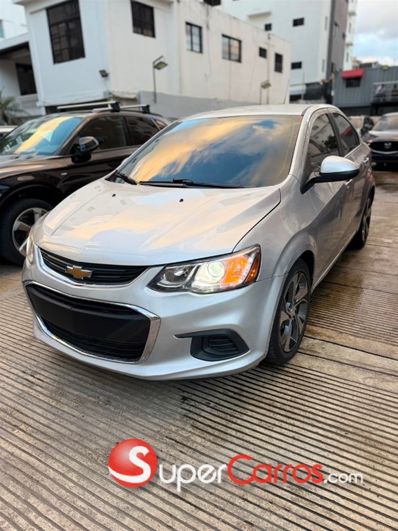 2020 Chevrolet Sonic Premier — foto 3 / 10