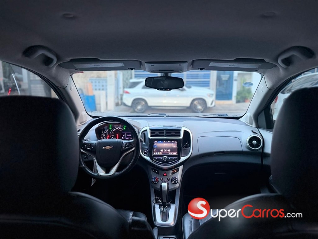 2020 Chevrolet Sonic Premier — foto 7 / 10
