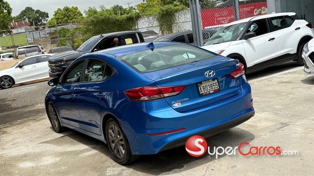 2017 Hyundai Elantra SE — foto 3 / 10