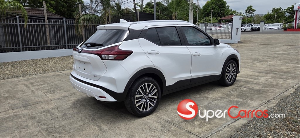 2021 Nissan Kicks SV — foto 3 / 12