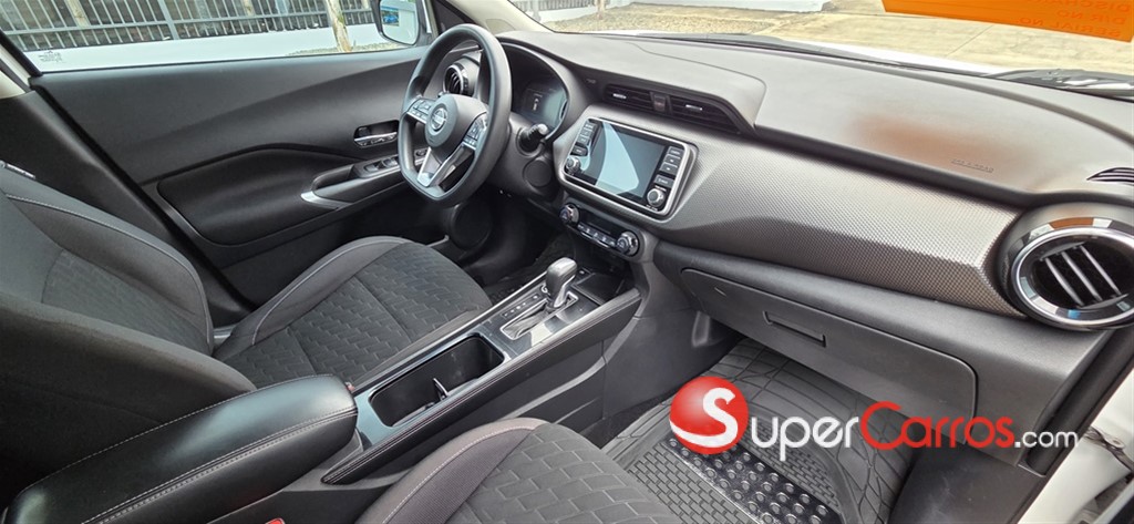 2021 Nissan Kicks SV — foto 11 / 12