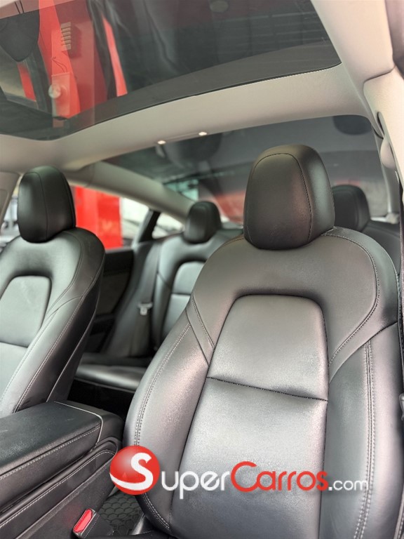 2022 Tesla Model 3 Long Range — foto 10 / 10