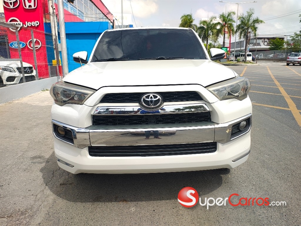 2011 Toyota 4 Runner SR5 — foto 3 / 9