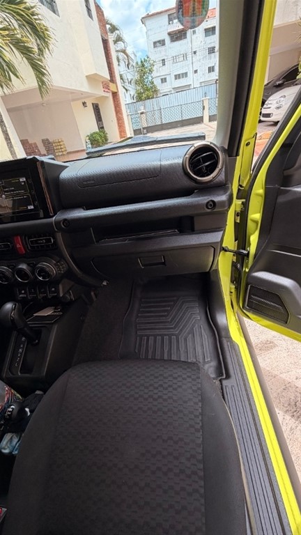 2021 Suzuki Jimny GLX — foto 5 / 11