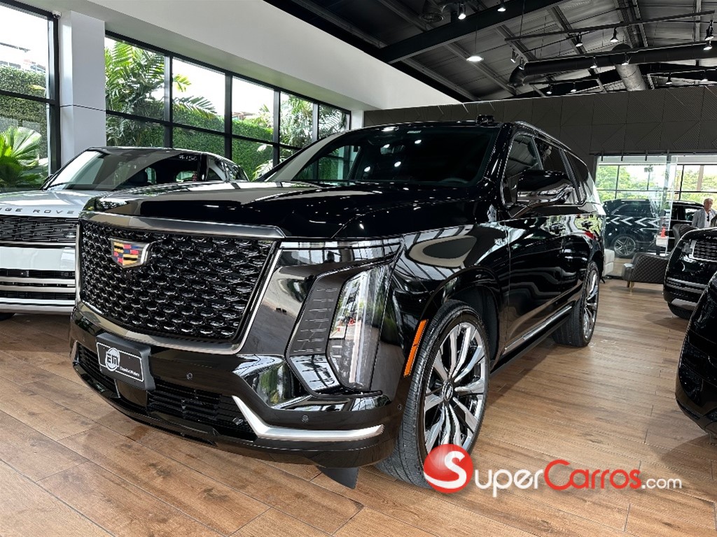 2026 Cadillac Escalade Luxury Short — foto 1 / 12