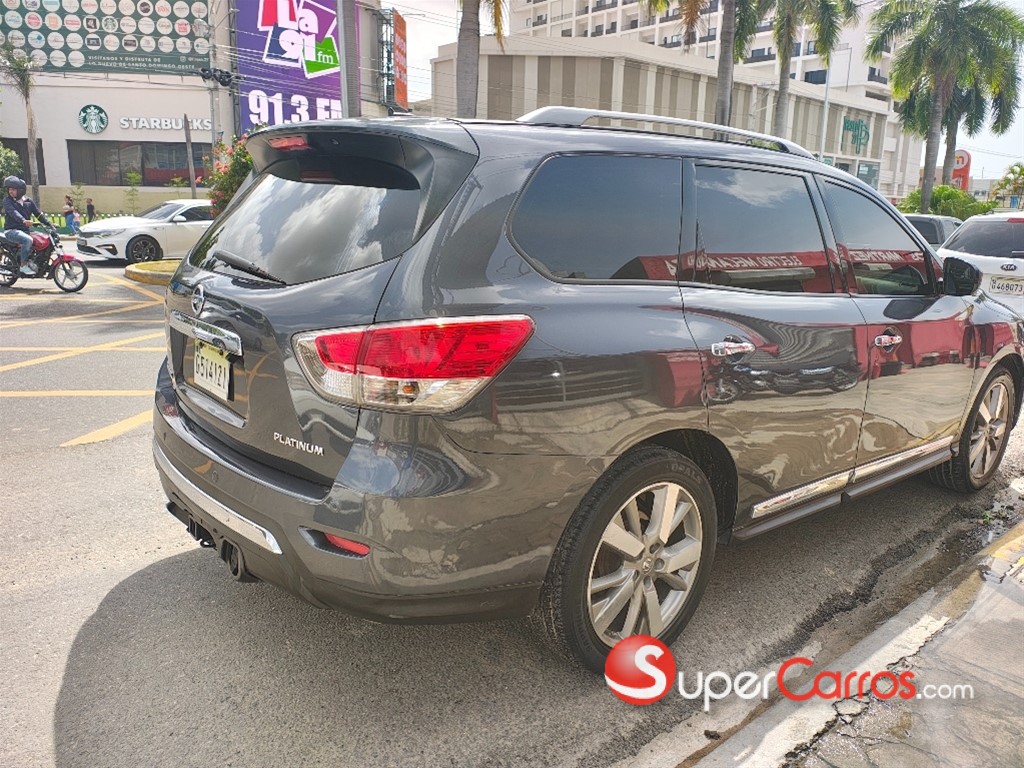 2014 Nissan Pathfinder SE — foto 2 / 10