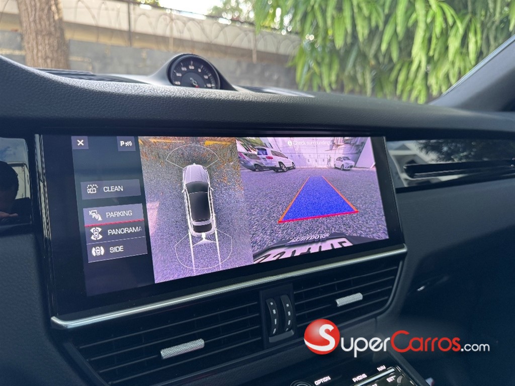 2020 Porsche Cayenne Coupe S — foto 12 / 12