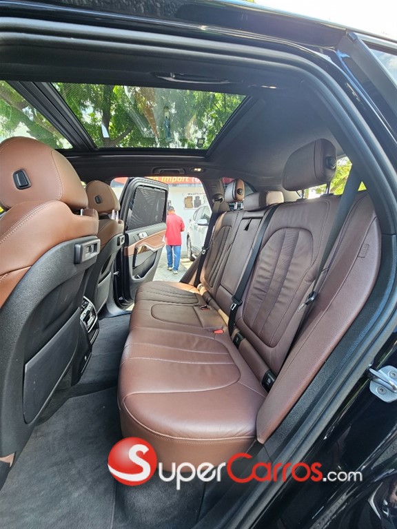 2020 BMW X 5 40i — foto 6 / 10