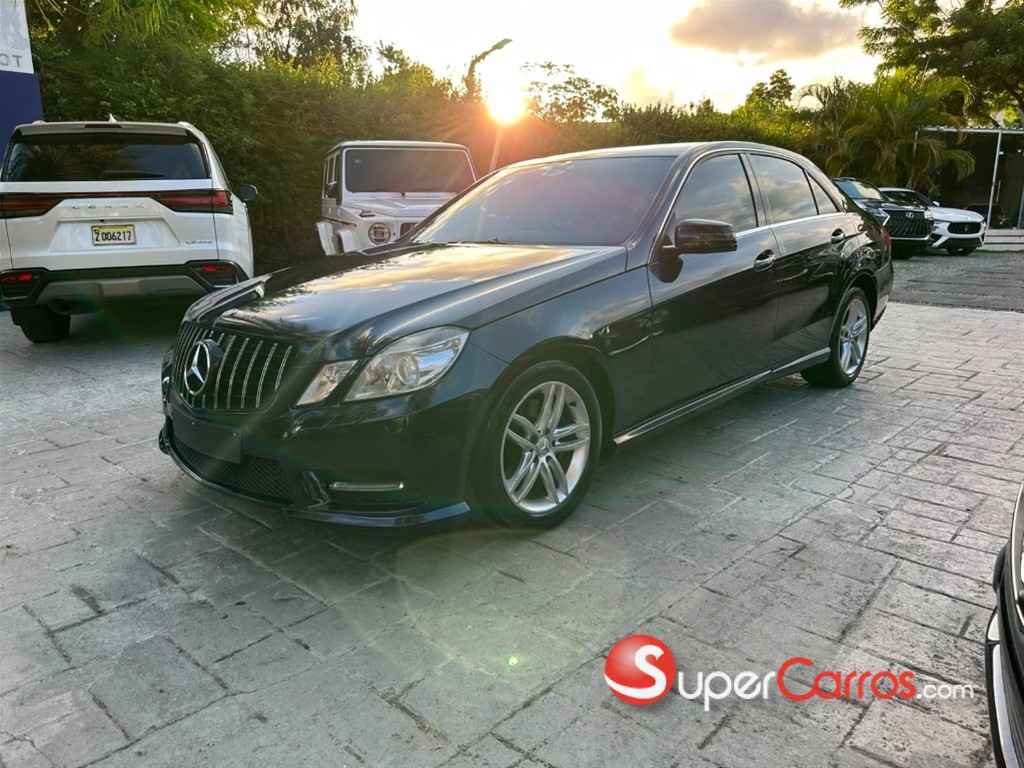 2013 Mercedes-Benz Clase E 300 — foto 2 / 6